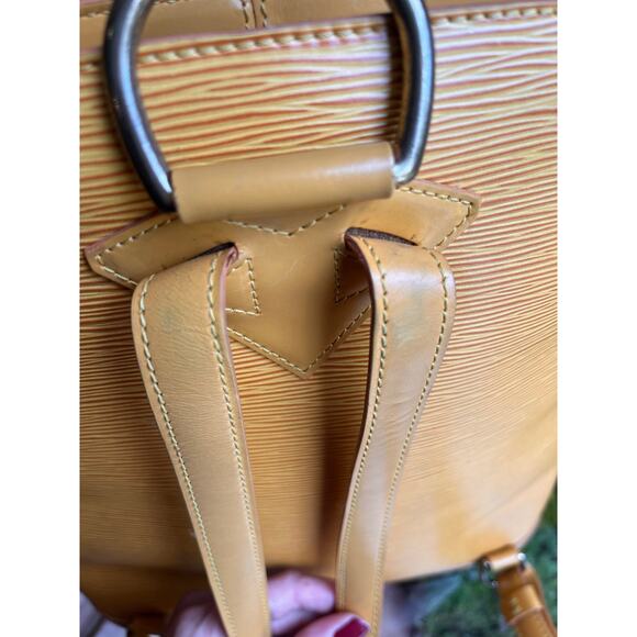 LOUIS VUITTON Yellow Epi Gobelins Backpack VI0935 - Picture 14 of 16
